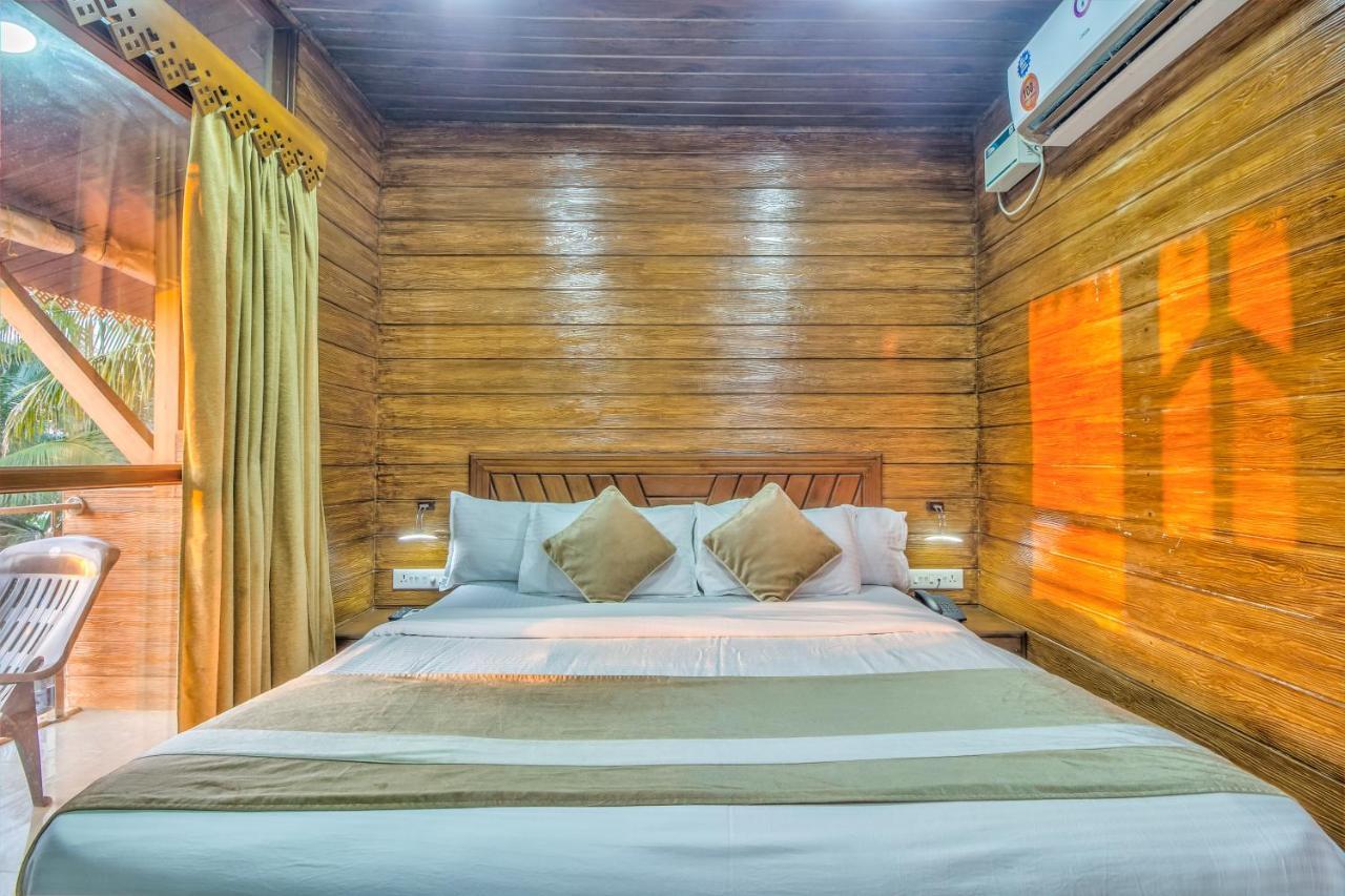 The Village Beach Resort Baga